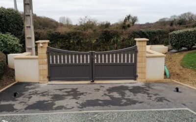 Portail contemporain Kas