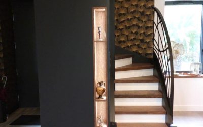 Meuble d’entrée sous escalier